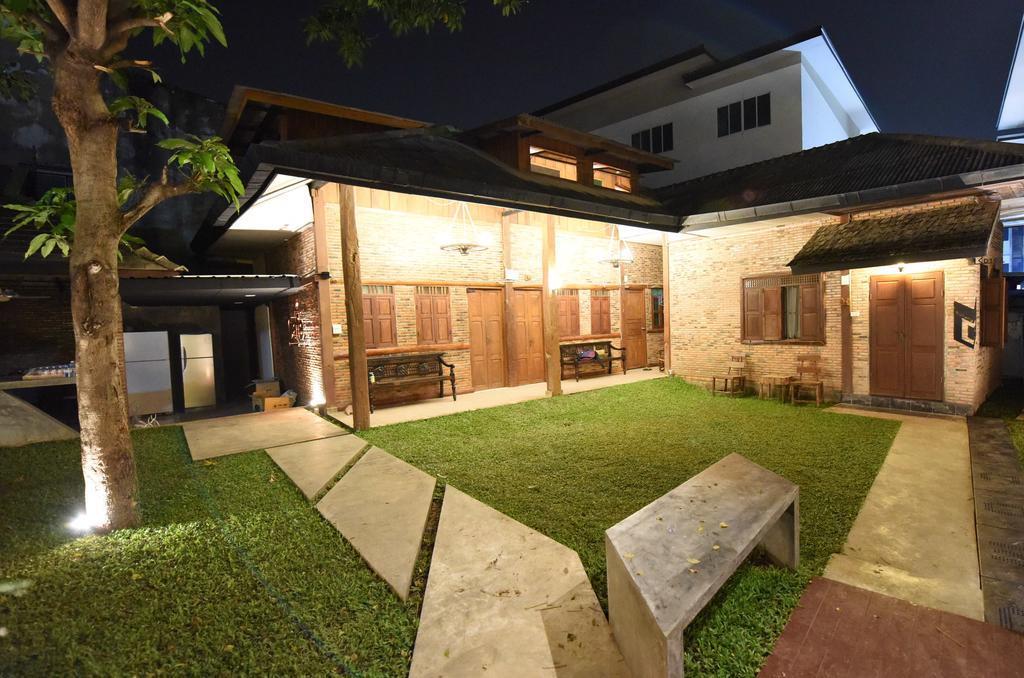 Готель Chiang Mai Udee Екстер'єр фото