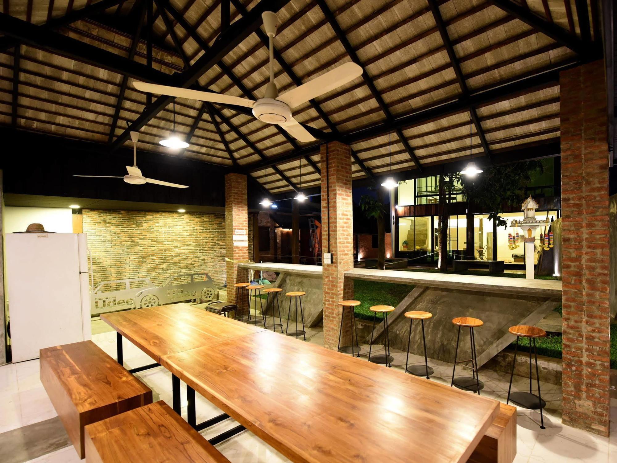 Готель Chiang Mai Udee Екстер'єр фото