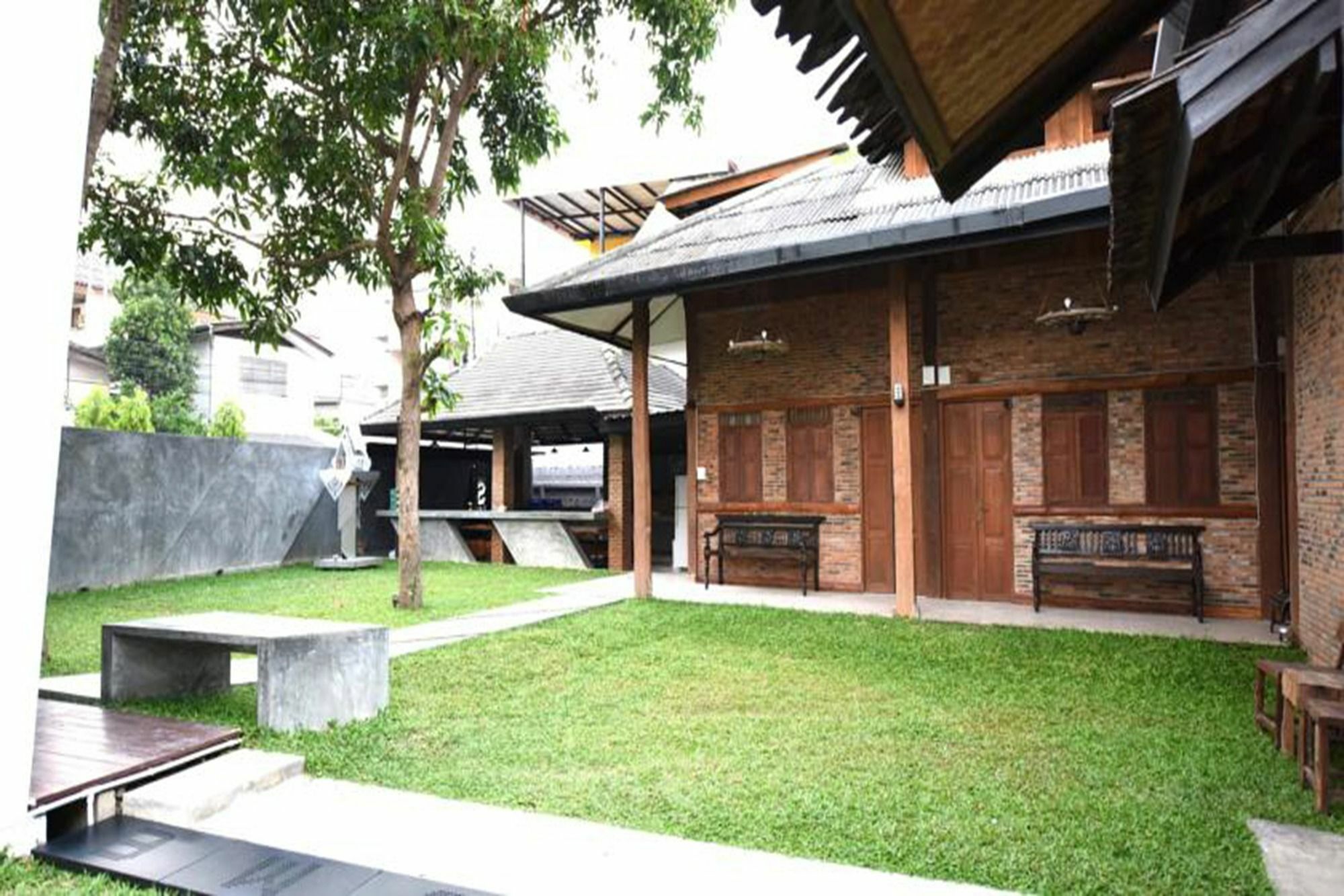 Готель Chiang Mai Udee Екстер'єр фото
